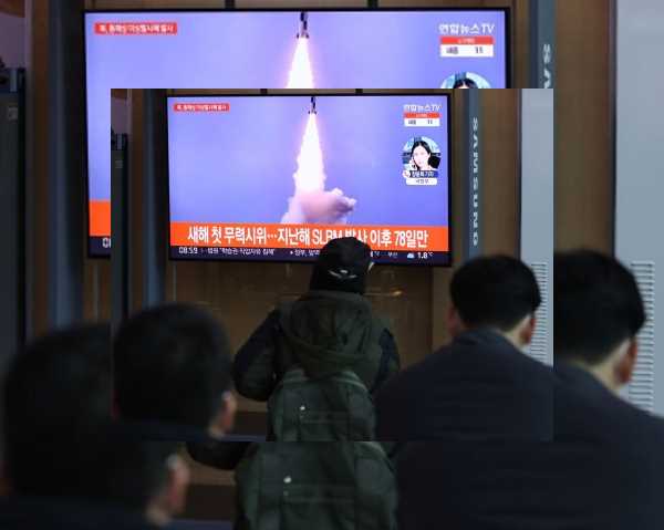 उत्तर कोरिया ने पूर्वी सागर की ओर दागी